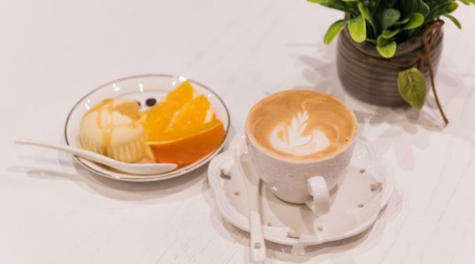 Ibis Urumqi Weixing Square Hotel Екстериор снимка